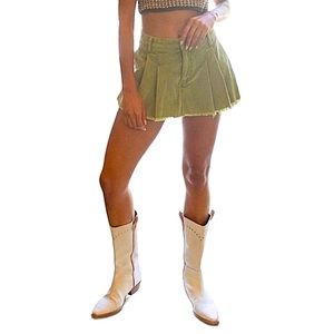 POL Princess Polly Pleated Corduroy Skort Florence Green‎ M